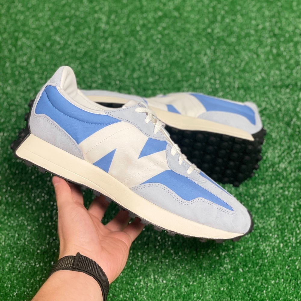 New Balance 327 Low Top Mens Lifestyle Shoes Light Blue White MS327LC1 NEW Sz 12 - Picture 1 of 8